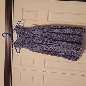 Lucky Brand blue sleeveless dress. Leaves pattern. Size S
